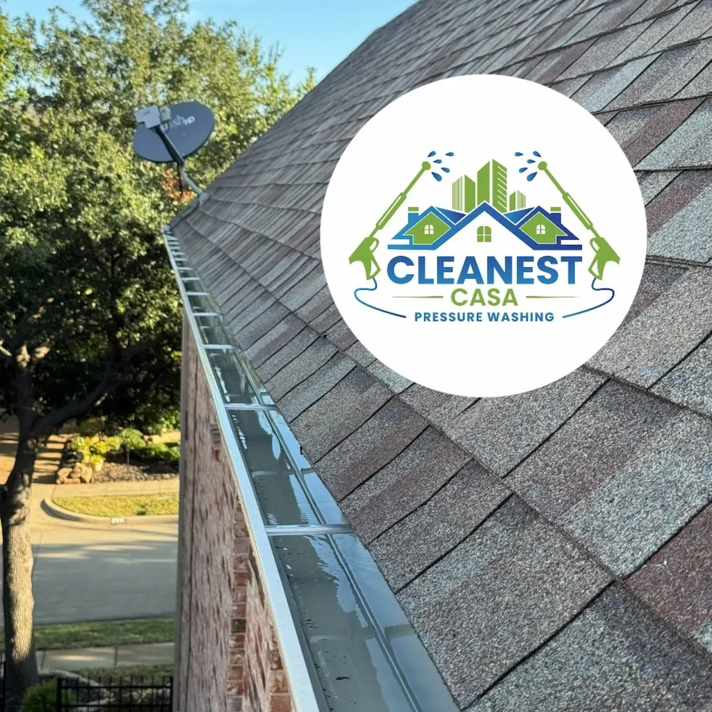 gutter-cleaning-dallas-tx-1.webp